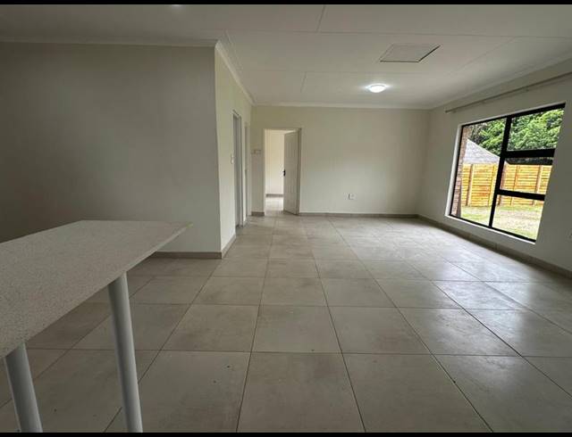 2 BEDROOM PROPERTY TO RENT IN WINGATE PARK